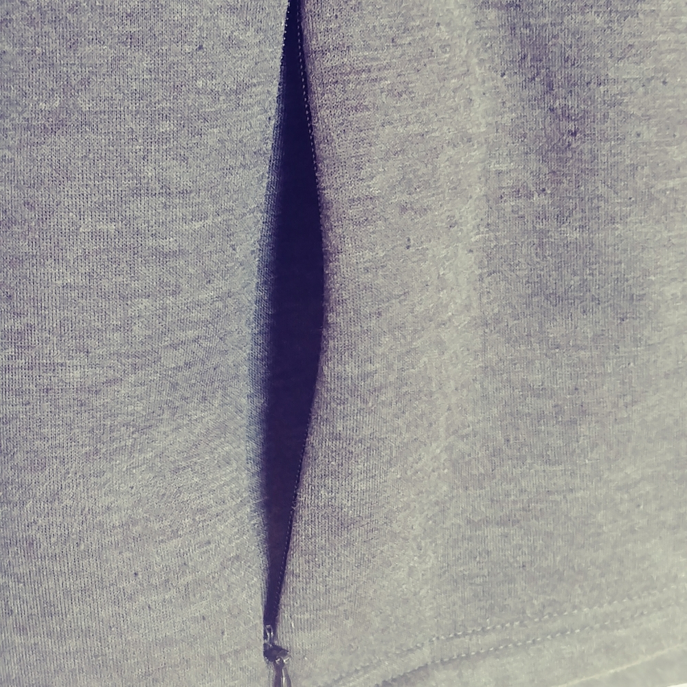 Sweater/Jacket - Picture 3 of 8